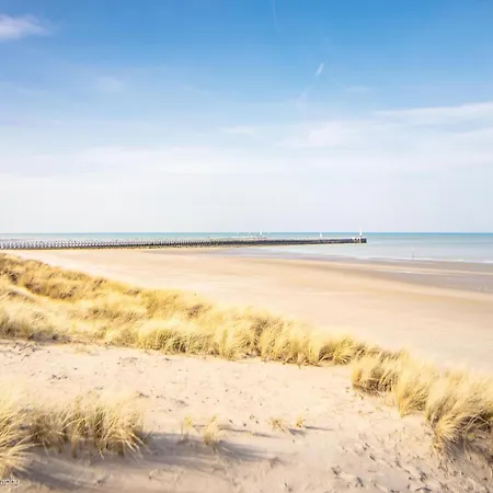 Apartamento In Near Sandy Beaches *