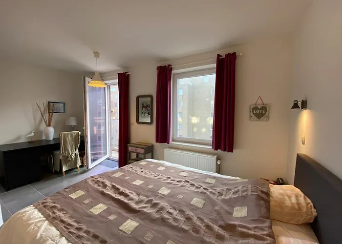 In Near Sandy Beaches * Nieuwpoort